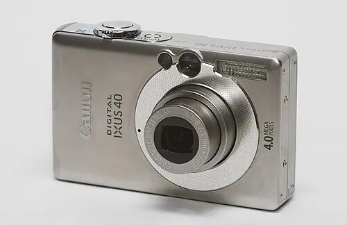 Canon Digital IXUS 40 camera