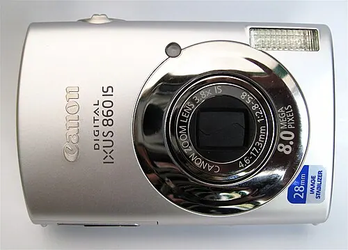 Canon Digital IXUS 860 IS camera