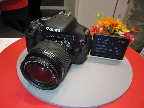 Canon EOS 600D camera