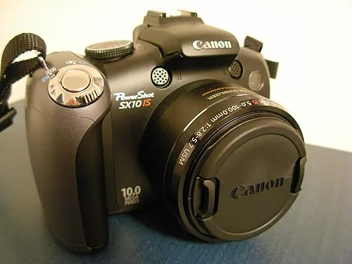 Canon PowerShot SX10 IS camera