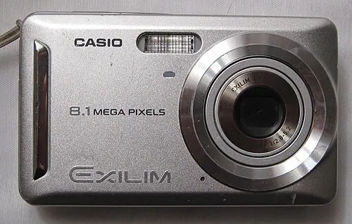 Casio Exilim EX-Z9 camera