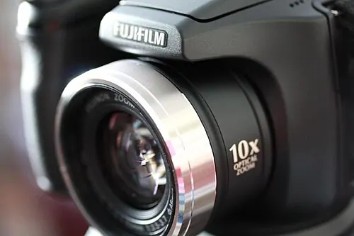 Fujifilm FinePix S5800 camera