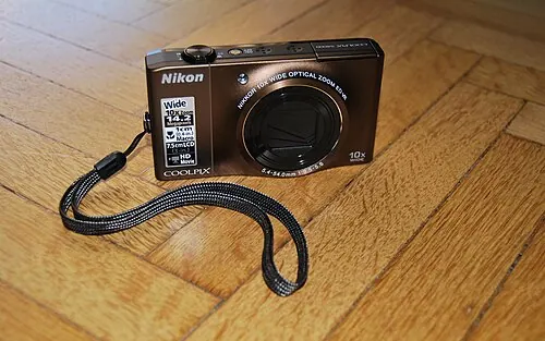 Nikon Coolpix S8000 camera