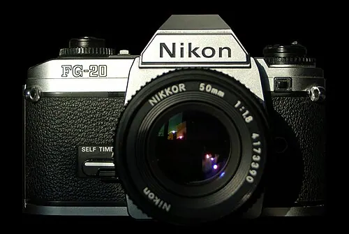 Nikon FG-20 camera