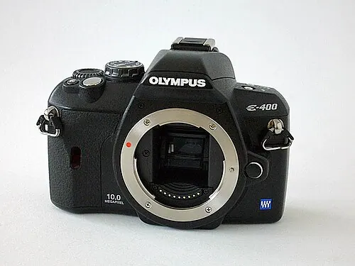 Olympus E-400 camera