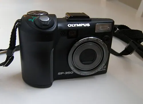 Olympus SP-350 camera