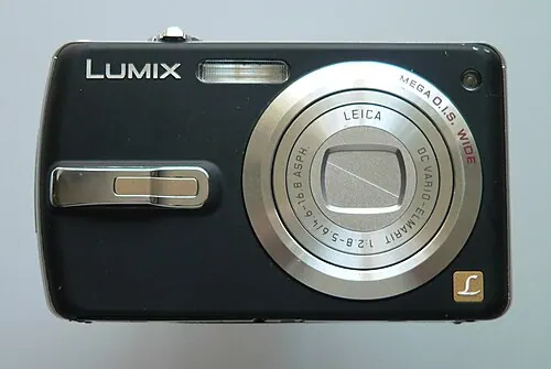 Panasonic Lumix DMC-FX50 camera