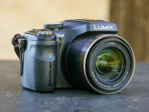 Panasonic Lumix DMC-FZ48 camera