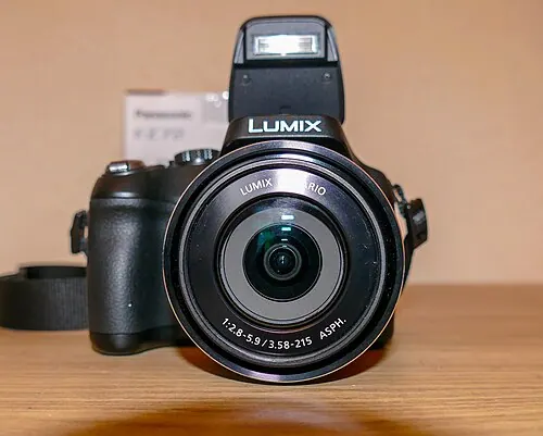 Panasonic Lumix DMC-FZ72 camera