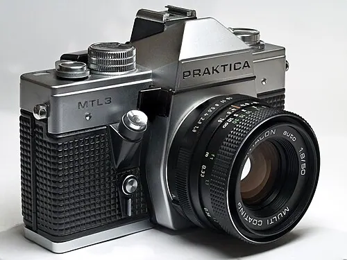 Pentacon Praktica MTL3 camera