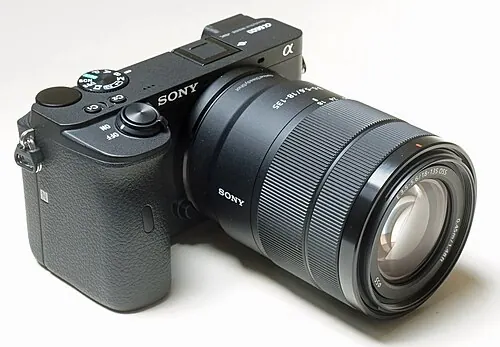 Sony α6600 camera