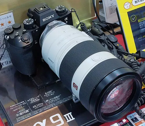 Sony α9 III camera